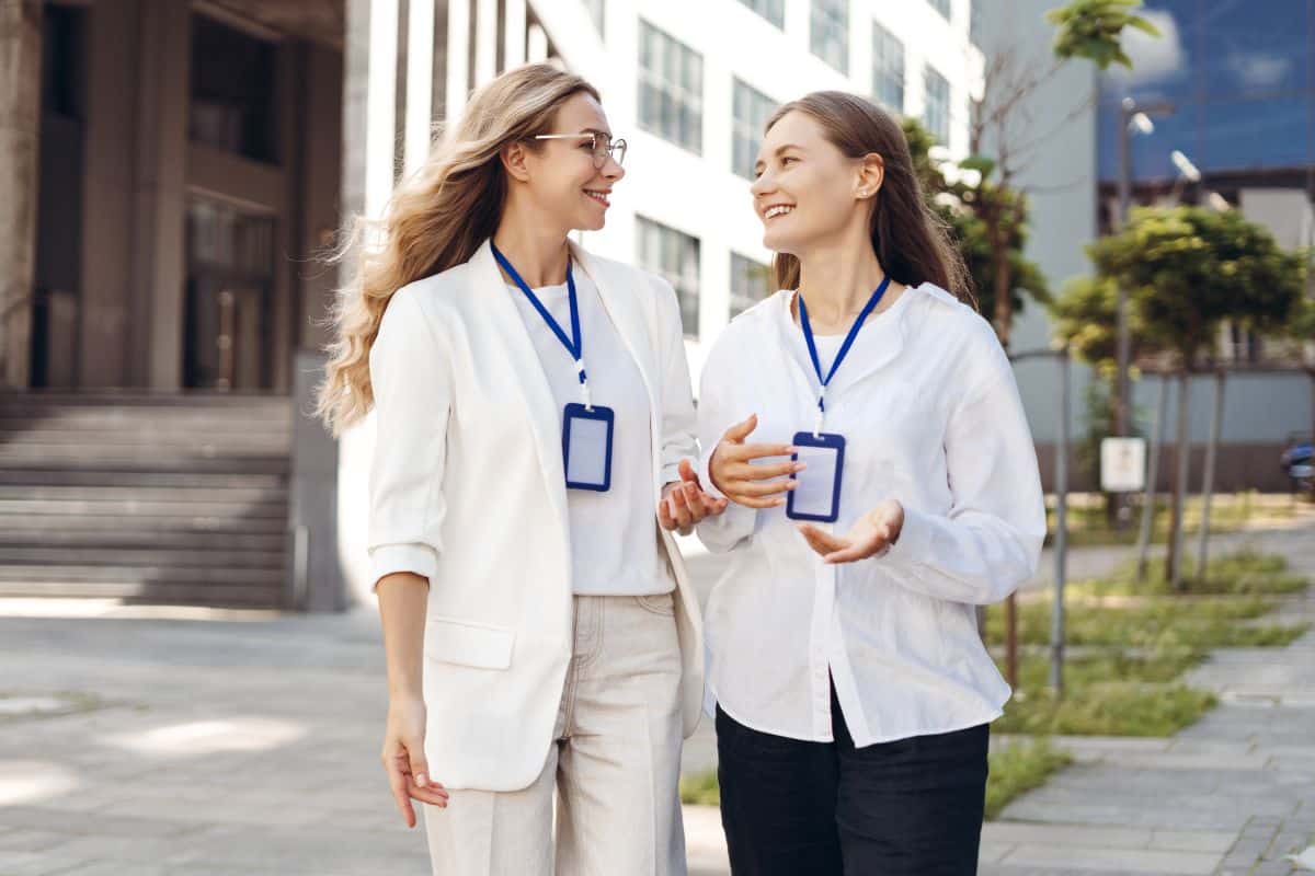 An image of a nurse practitioners. Nurse Practitioners are able to refer patients to Fullarton Clinic for addiction treatment.