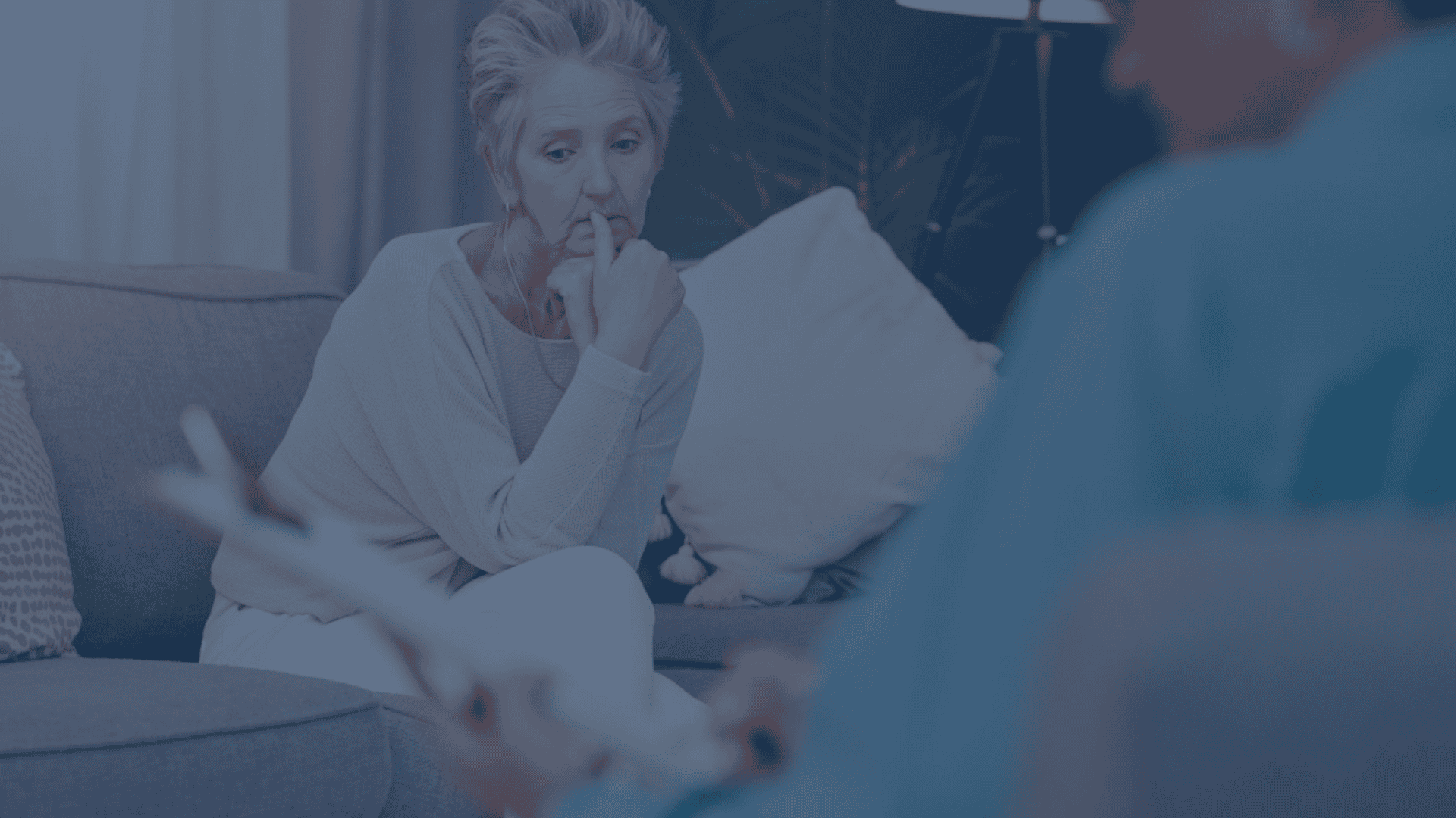 A therapist and patient discussing a patients rights in a mental health hospital