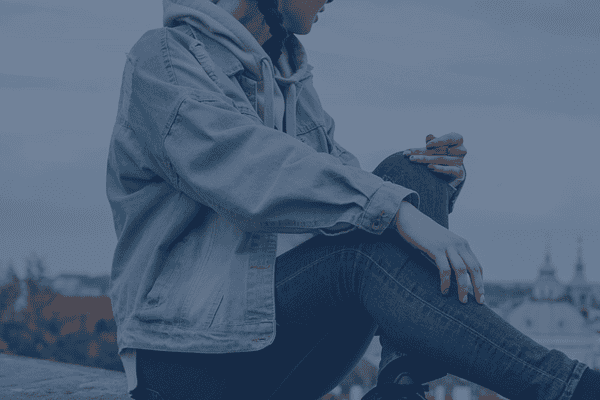 A women considering depression help in Melbourne at Fullarton Clinic